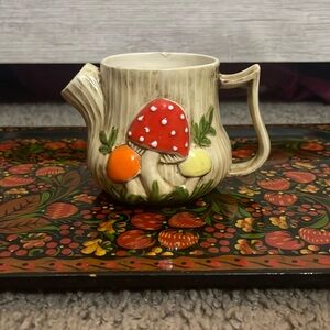 Arnel's VNTG Mushroom Creamer ‘72